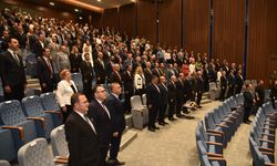 “Türkiye ve Dünya Ekonomisindeki Gelişmeler ve Gelecek Vizyonu” konferansı yapılıyor