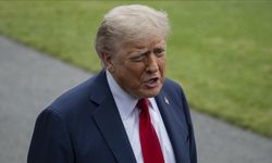 Trump, İran'da bir rejim değişikliği fikrine sıcak baktığı mesajını verdi