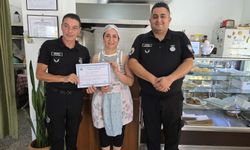 Gazimağusa Belediyesi'nden işletmelere "Teşekkür Belgesi"