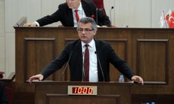 Erhürman: Olmayacak duaya âmin demek için önümüzde bir daha sandık koyuyorsunuz