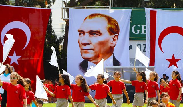 23 Nisan Ulusal Egemenlik ve Çocuk Bayramı kutlamaları devam ediyor