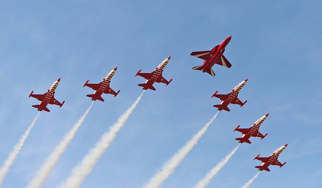 TEKNOFEST KKTC öncesi SOLOTÜRK ve Türk Yıldızları Akrobasi Timi gösteri yapacak