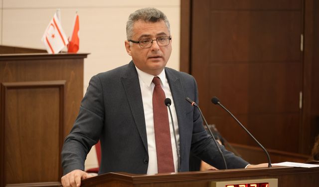 Erhürman: Kıbrıs Türk halkı, Sarayönü’ne tıkalı kalmaktan usandı