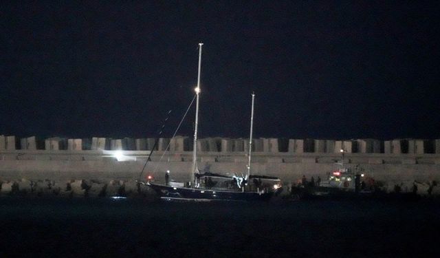 İsrail’den "Madleen" açıklaması: Hemen ayrılmazlarsa gözaltı merkezine götürülecek
