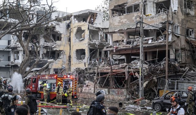 İran'ın füze saldırılarında İsrail'de ölenlerin sayısı 16'ya yükseldi