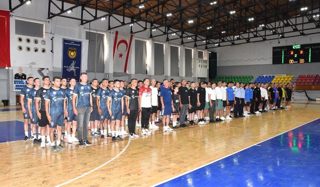 3.Eybil Efendi Polis Futsal Turnuvası başladı