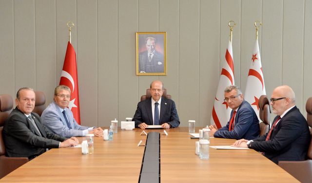 Tatar, New York toplantısı öncesinde siyasi partilerle bir araya geldi