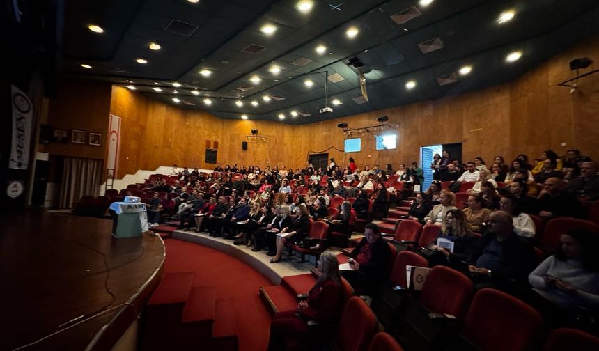 Kamusal Yaşamda Protokol Ve Davranış Kuralları Semineri başladı