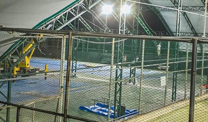 Gönyeli Tenis Kulübü’nde çalışmalar gece gündüz sürüyor