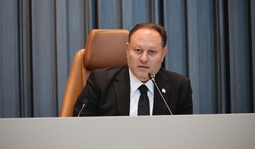 Öztürkler Genel Kurul'da vurguladı: Atatürk sevgisi tartışma konusu değildir