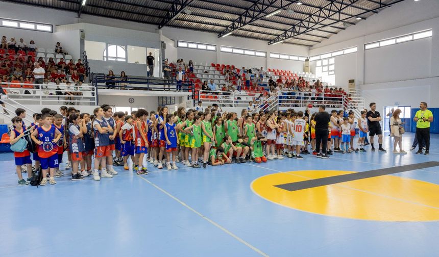Merit Basketbol Şöleni coşkulu geçti