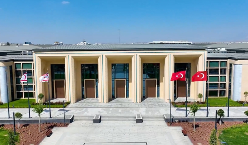 Murat Kurum'dan KKTC Cumhurbaşkanlığı Yerleşkesi’ne ilişkin paylaşım