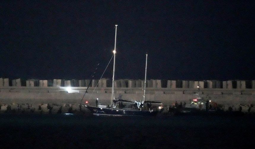 İsrail’den "Madleen" açıklaması: Hemen ayrılmazlarsa gözaltı merkezine götürülecek