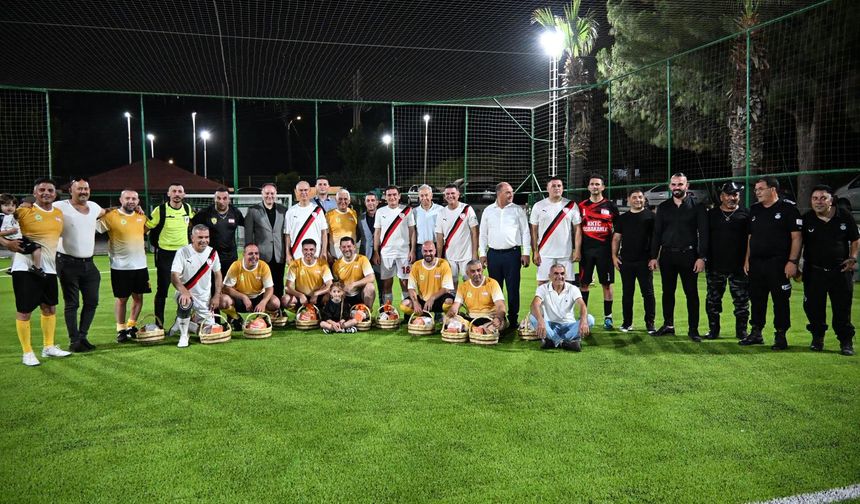 Meclis Futbol Takımı, Belediye Başkanları ile maç yaptı
